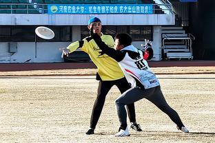 董路：中国足球小将未来无比光明 是传统职业青训外的补充和探索